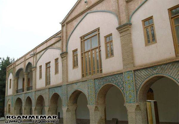 عمارت مفخم بجنورد